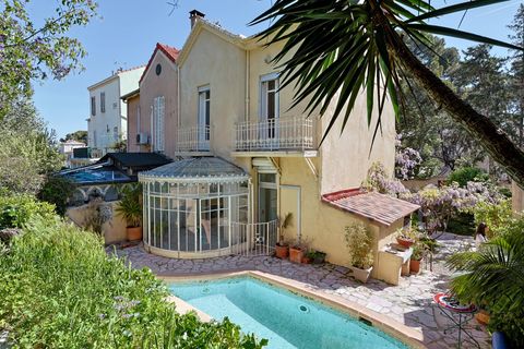 Villa a Marseille, Bouches-du-Rhone, Marseille - € 900.000 | Ref: HH-16148191 - foto 5
