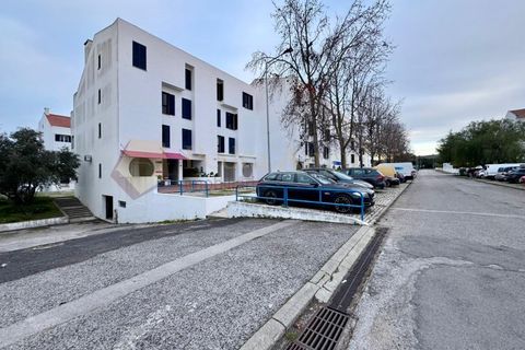 Garage i Quinta do Anjo, Setubal, Quinta do Anjo - € 43.000 | Ref: GAR_2602 - foto 2