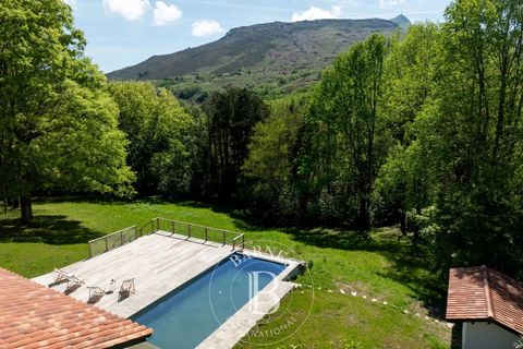 Villa a Ascain, Pyrenees-Atlantiques, Ascain - € 2.490.000 | Ref: M1848 - foto 4