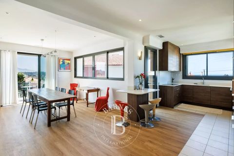 Villa a Biarritz, Pyrenees-Atlantiques, Biarritz - € 2.495.000 | Ref: M1840 - foto 8