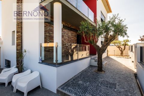 Villa a Carcavelos, Lisbon, Carcavelos - € 6.350/mes | Ref: CAS_504 - foto 8