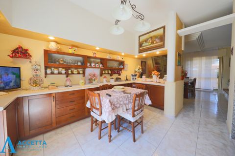 Villa i Taranto, Taranto, Taranto - € 218.000 | Ref: 218 - foto 14
