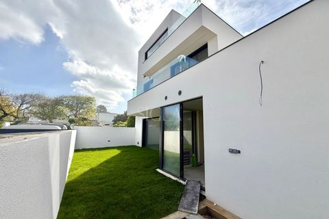 Villa a Canidelo, Porto, Canidelo - € 950.000 | Ref: 085/26 - foto 3