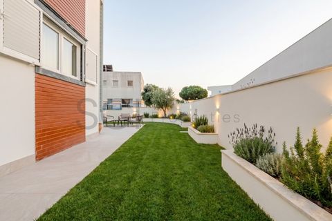 Villa i Almada, Setubal, Almada - € 649.000 | Ref: 10752 - foto 12