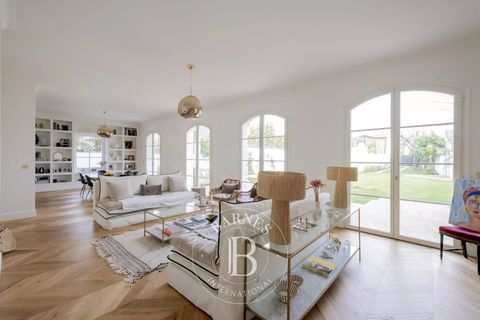 Villa a Bordeaux, Gironde, Bordeaux - € 5.500/mes | Ref: M3204 - foto 2