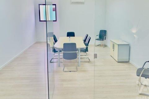 Erhvervsejendom i Amadora, Lisbon, Amadora - € 595.000 | Ref: 136533 - foto 11