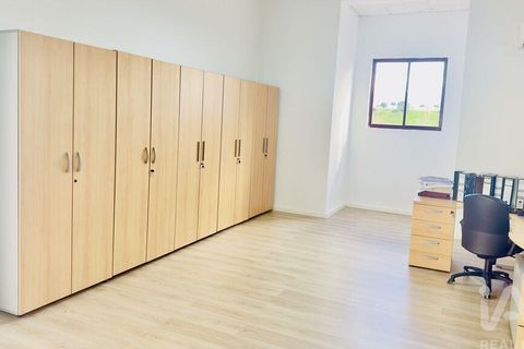 Erhvervsejendom i Amadora, Lisbon, Amadora - € 595.000 | Ref: 136533 - foto 17