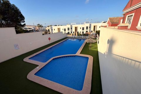 Rækkehus i Orihuela Costa, Alicante, Orihuela Costa - € 299.900 | Ref: MLSC5148065 - foto 19