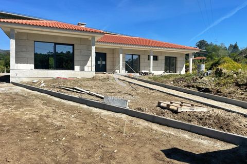 Byhus i Arcos de Valdevez, Viana do Castelo, Arcos de Valdevez - € 450.000 | Ref: AV6697 - foto 4