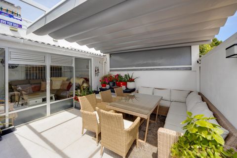 Dupleks i Torrevieja, Alicante, Torrevieja - € 215 000 | Ref: AM-02225/8919 - foto 2