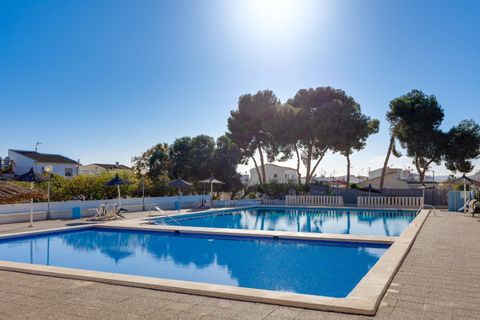 Dupleks i Torrevieja, Alicante, Torrevieja - € 215 000 | Ref: AM-02225/8919 - foto 47