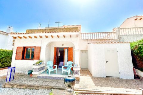 Villa i La Zenia, Alicante, La Zenia - € 630.000 | Ref: AG19MLSC5213622 - foto 11