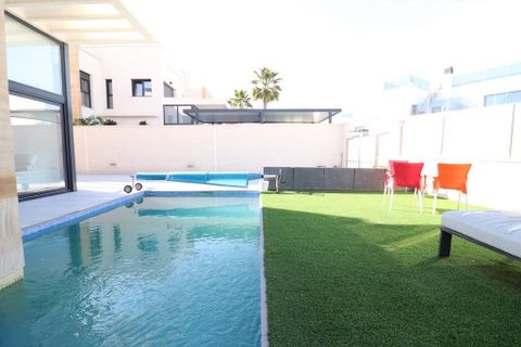 Villa i Cabo Roig, Alicante, Cabo Roig - € 450.000 | Ref: 76-R5330062/76569 - foto 3