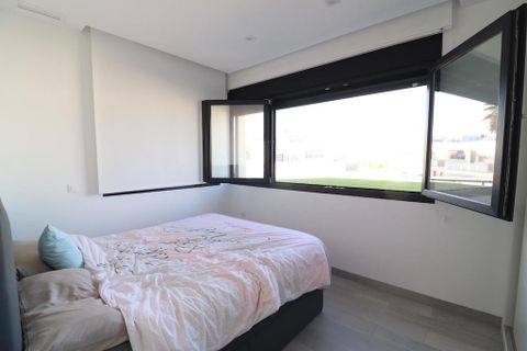 Villa i Cabo Roig, Alicante, Cabo Roig - € 450.000 | Ref: 76-R5330062/76569 - foto 16