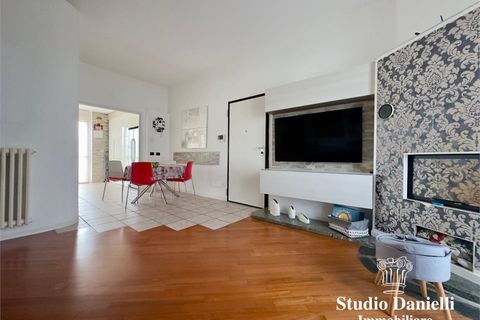 Villa i Macherio, Monza and Brianza, Macherio - € 420.000 | Ref: GF-Via Della Resistenza - foto 5