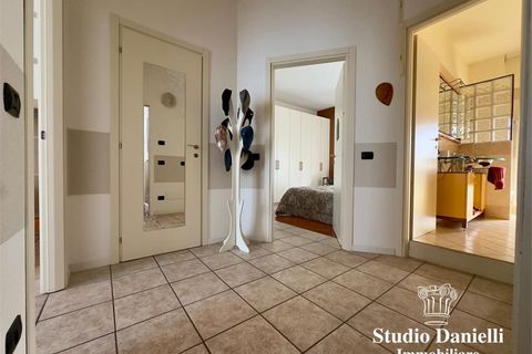 Villa i Macherio, Monza and Brianza, Macherio - € 420.000 | Ref: GF-Via Della Resistenza - foto 13