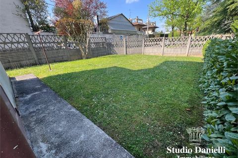 Villa a Carate Brianza, Monza and Brianza, Carate Brianza - € 245.000 | Ref: LD-Via Piave - foto 3