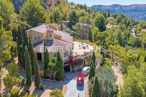 Villa a Finestrat, Alicante, Finestrat - € 1.395.000 | Ref: W-02SWZQ - foto 2