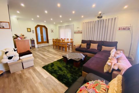 Villa i Caldas da Rainha, Leiria, Caldas da Rainha - € 535.000 | Ref: RV2712 - foto 5