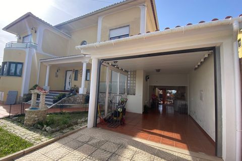 Villa i Caldas da Rainha, Leiria, Caldas da Rainha - € 535.000 | Ref: RV2712 - foto 1
