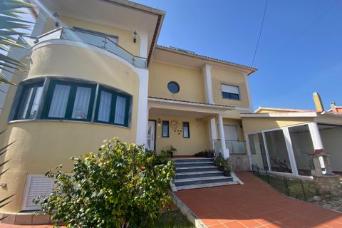 Villa i Caldas da Rainha, Leiria, Caldas da Rainha - € 535.000 | Ref: RV2712 - foto 2