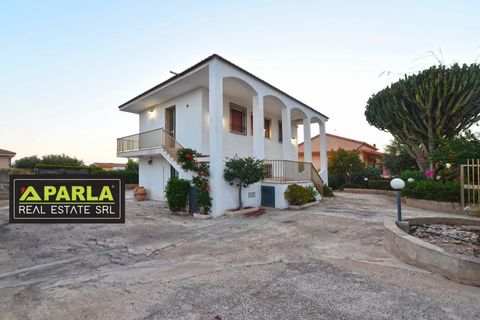Villa i Ragusa, Ragusa, Ragusa - € 700.000 | Ref: 86385505 - foto 1