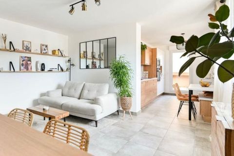 Apartament a Dardilly, Rhone, Dardilly - € 1.800/mes | Ref: 874654 - foto 2