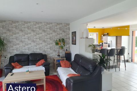 Villa a Loudeac, Cotes-d'Armor, Loudeac - € 324.900 | Ref: getkey_u_525523637 - foto 2