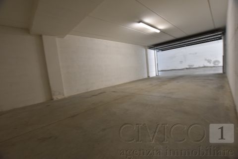 Garage i Padua, Padua, Padua - € 100.000 | Ref: DOM100 - foto 8
