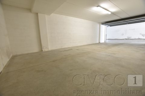 Garage i Padua, Padua, Padua - € 100.000 | Ref: DOM100 - foto 9