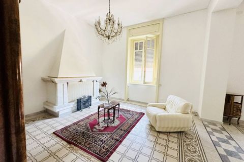 Villa a Carrara, Massa and Carrara, Carrara - € 900.000 | Ref: 107897 - foto 13