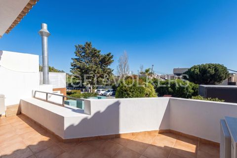 Villa i Quinta do Lago, Faro, Quinta do Lago - € 795.000 | Ref: W-049JVQ - foto 16
