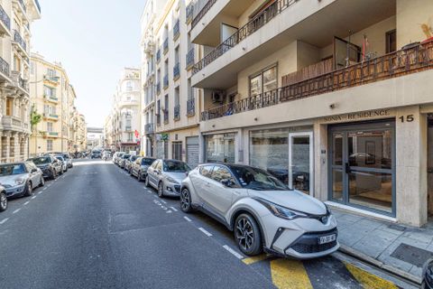 Lejlighed i Nice, Alpes-Maritimes, Nice - € 349.000 | Ref: 86951629 - foto 11