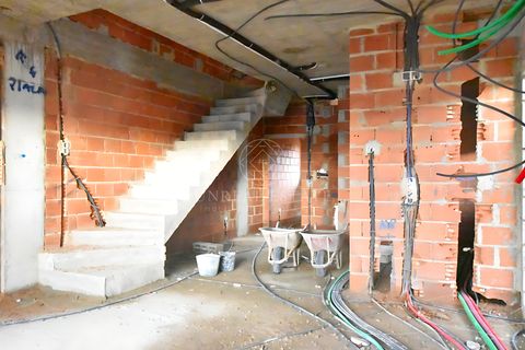 Villa i Seixal, Setubal, Seixal - € 485.000 | Ref: UEI1326 - foto 16