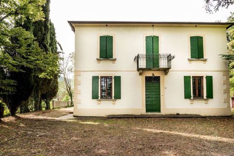 Villa i Arezzo, Arezzo, Arezzo - € 499.000 | Ref: A10862RV2393135A-1084826 - foto 1