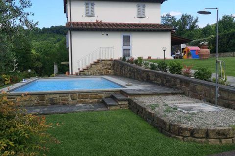 Farm hus i Montevarchi, Arezzo, Montevarchi - € 660.000 | Ref: A5664TA2350782A-1087770 - foto 1