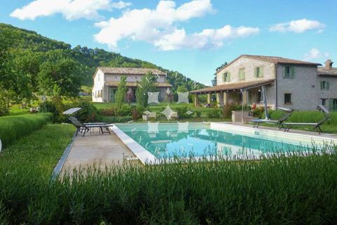 Landejendom i Cagli, Pesaro and Urbino, Cagli - € 1.270.000 | Ref: ila-581-1101797 - foto 1