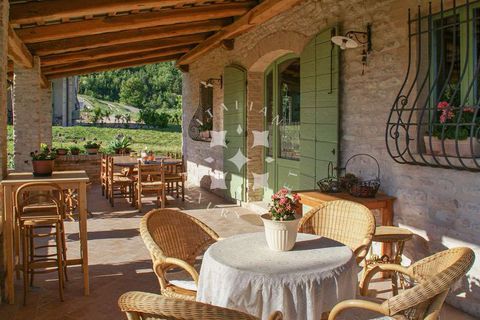 Landejendom i Cagli, Pesaro and Urbino, Cagli - € 1.270.000 | Ref: ila-581-1101797 - foto 26