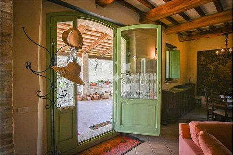 Landejendom i Cagli, Pesaro and Urbino, Cagli - € 1.270.000 | Ref: ila-581-1101797 - foto 27