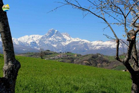 Villa a Castelli, Teramo, Castelli - € 70.000 | Ref: EL1158-1115350 - foto 2