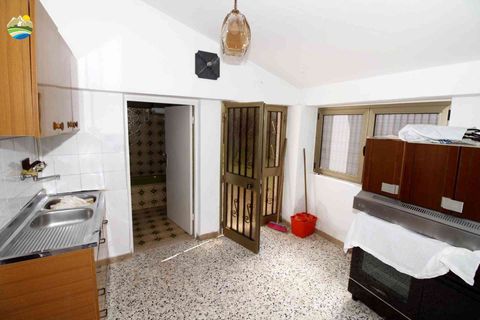Villa a Castelli, Teramo, Castelli - € 70.000 | Ref: EL1158-1115350 - foto 10