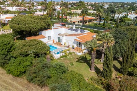 Villa i Carvoeiro, Faro, Carvoeiro - € 1.325.000 | Ref: HOLV - 26005 - foto 2