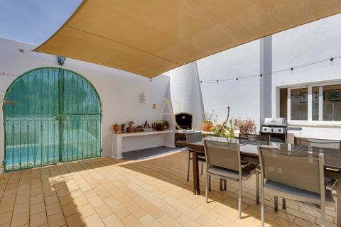 Villa i Carvoeiro, Faro, Carvoeiro - € 1.325.000 | Ref: HOLV - 26005 - foto 26