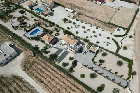 Villa i Pinoso, Alicante, Pinoso - € 649.950 | Ref: HVH-496541 - foto 20