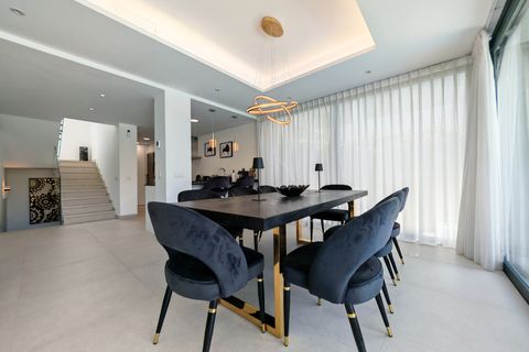 Villa a Estepona, Malaga, Estepona - € 1.450.000 | Ref: BEMV1526 - foto 4