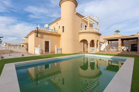Villa en Ciudad Quesada, Alicante, Ciudad Quesada - € 385.000 | Ref: MCO-76145 - photo 1