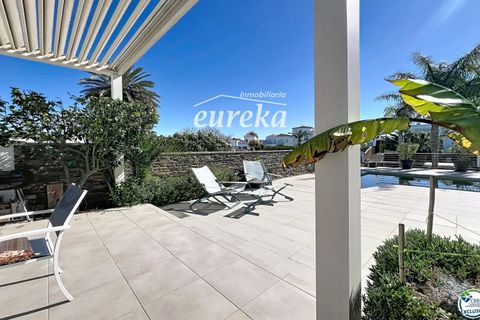Villa a Empuriabrava, Gerona, Empuriabrava - € 930.000 | Ref: 2549 - foto 12