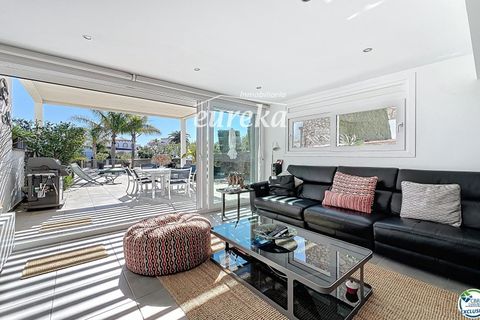 Villa a Empuriabrava, Gerona, Empuriabrava - € 930.000 | Ref: 2549 - foto 14