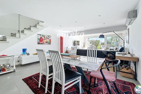 Villa a Empuriabrava, Gerona, Empuriabrava - € 930.000 | Ref: 2549 - foto 18