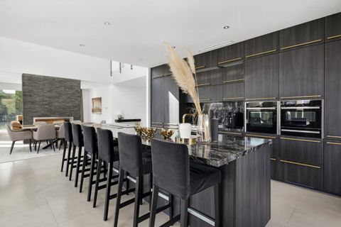 Villa i Marbella, Malaga, Marbella - € 2.300.000 | Ref: CDS5321713-FO - foto 12